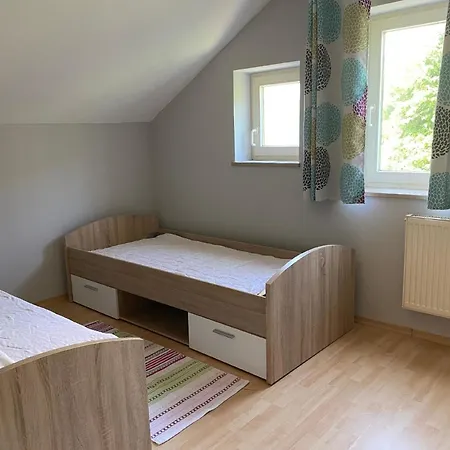 Studio-ferienhaus Mit Gartenumzaeunung Fuer Hunde Apartmán